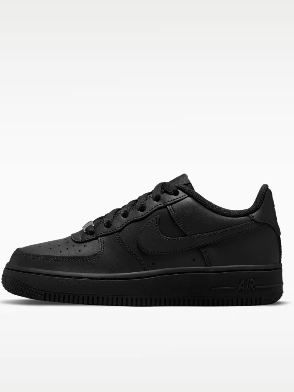 Nike Air Force 1 Black Older Kids’ Shoe